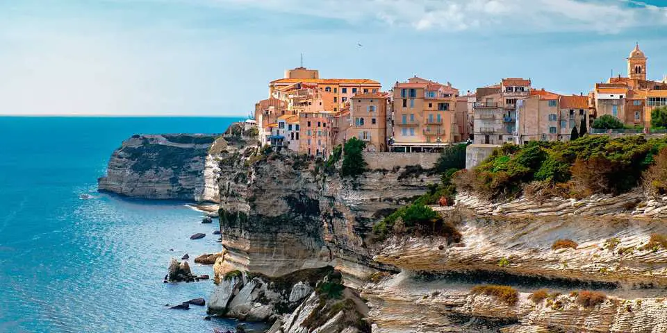 Bild 1 - Tipp der Woche: 20% Ermäßigung - Mediterranes Insel-Hopping - von Piräus (Athen) nach Palma de Mallorca - MS EUROPA Bild 1 - Tipp der Woche: 20% Ermäßigung - Mediterranes Insel-Hopping - von Piräus (Athen) nach Palma de Mallorca - MS EUROPA